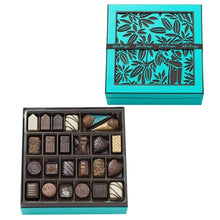 Load image into Gallery viewer, ⁨بوكس كلاسيك مربع 33 قطعة شوكولا Classic Square Box⁩
