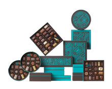 Load image into Gallery viewer, ⁨⁨بوكس كلاسيك مربع 48 قطعة شوكولا Classic Square Box⁩⁩

